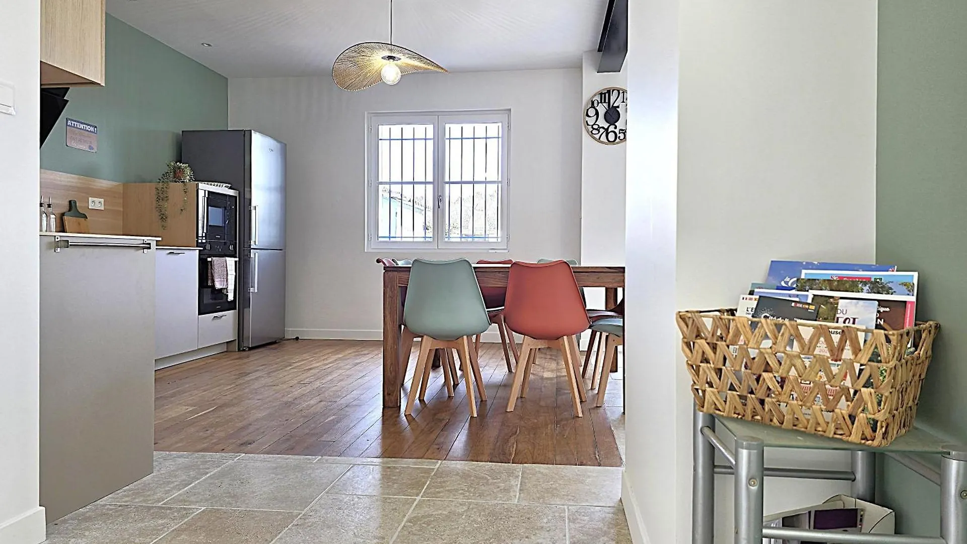 Vakantiehuis Belle Villa Au Coeur Du Frontonnais - Coeur De Village - Piscine, Jardin Et Terrasses Prives - Climatisation - 8 Personnes - 5 Lits