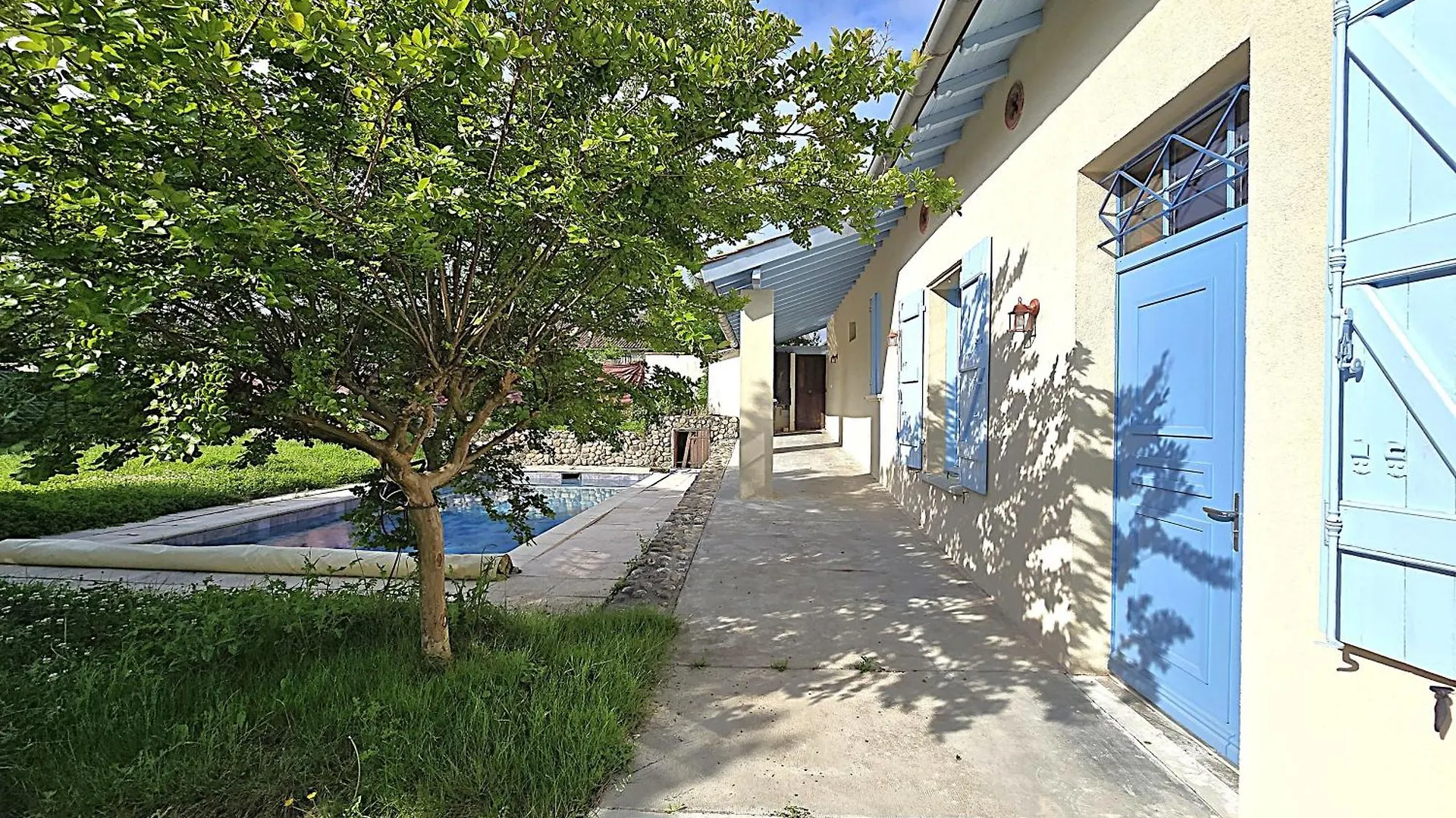 Belle Villa Au Coeur Du Frontonnais - Coeur De Village - Piscine, Jardin Et Terrasses Prives - Climatisation - 8 Personnes - 5 Lits 0*, Fronton Frankrijk
