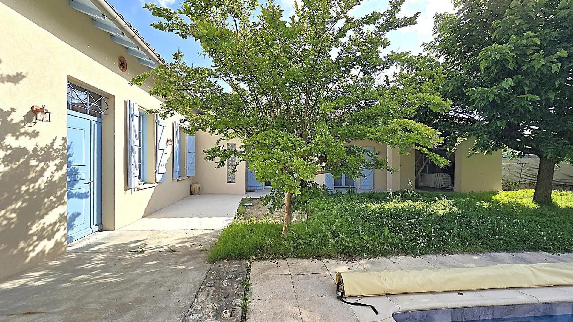 Vakantiehuis Belle Villa Au Coeur Du Frontonnais - Coeur De Village - Piscine, Jardin Et Terrasses Prives - Climatisation - 8 Personnes - 5 Lits Frankrijk